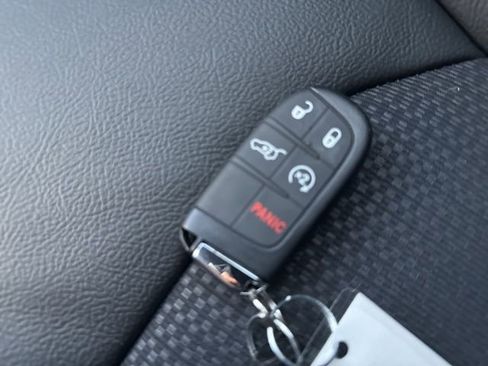 New 2026 Jeep Compass Trailhawk image 30