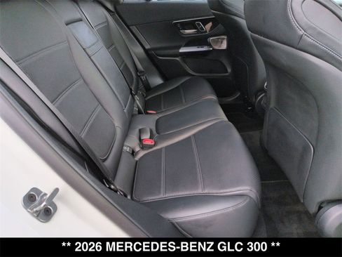 Used 2026 Mercedes-Benz GLC 300 4MATIC image 28