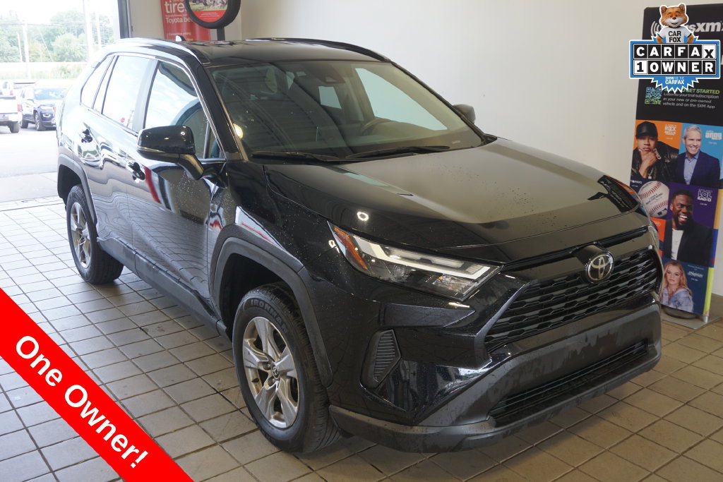 Used 2024 Toyota RAV4 XLE FWD image 1