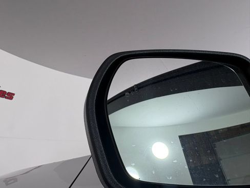 Used 2023 Ford Edge SE AWD/4WD image 19