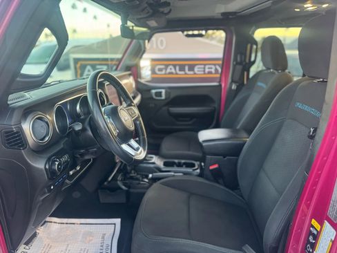 Used 2022 Jeep Wrangler Unlimited Rubicon 4xe w/ Safety Group image 12