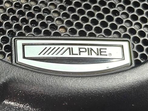 Used 2015 Jeep Wrangler Unlimited Sahara AWD/4WD image 11
