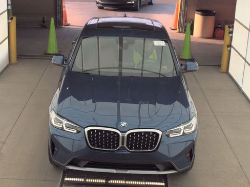 Used 2025 BMW X4 xDrive30i AWD/4WD image 5
