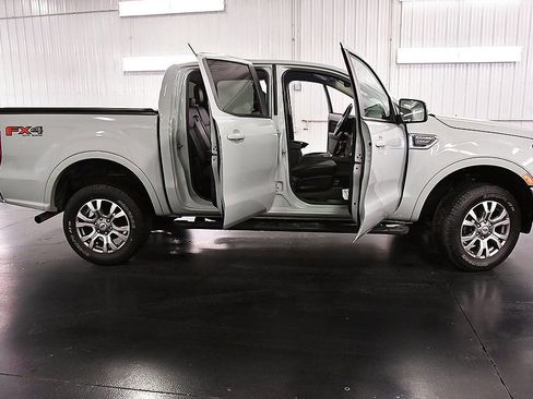 Used 2023 Ford Ranger Lariat w/ FX4 Off-Road Package image 32