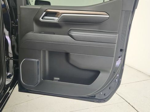 Certified 2026 Chevrolet Silverado 1500 LT RWD image 33