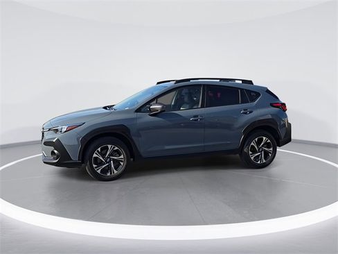 Used 2024 Subaru Crosstrek 2.0i Premium image 5