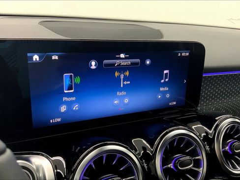 Used 2026 Mercedes-Benz GLB 250 image 24