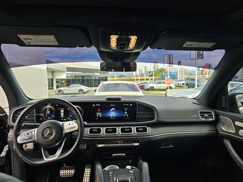 Used 2022 Mercedes-Benz GLS 450 GLS 450 image 9