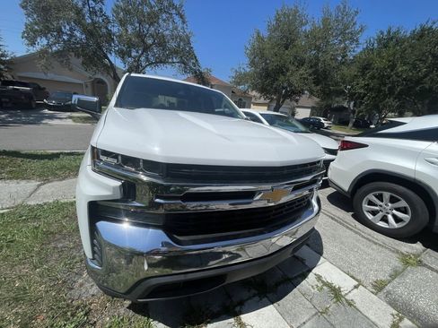 Used 2019 Chevrolet Silverado 1500 LT w/ All-Star Edition image 18
