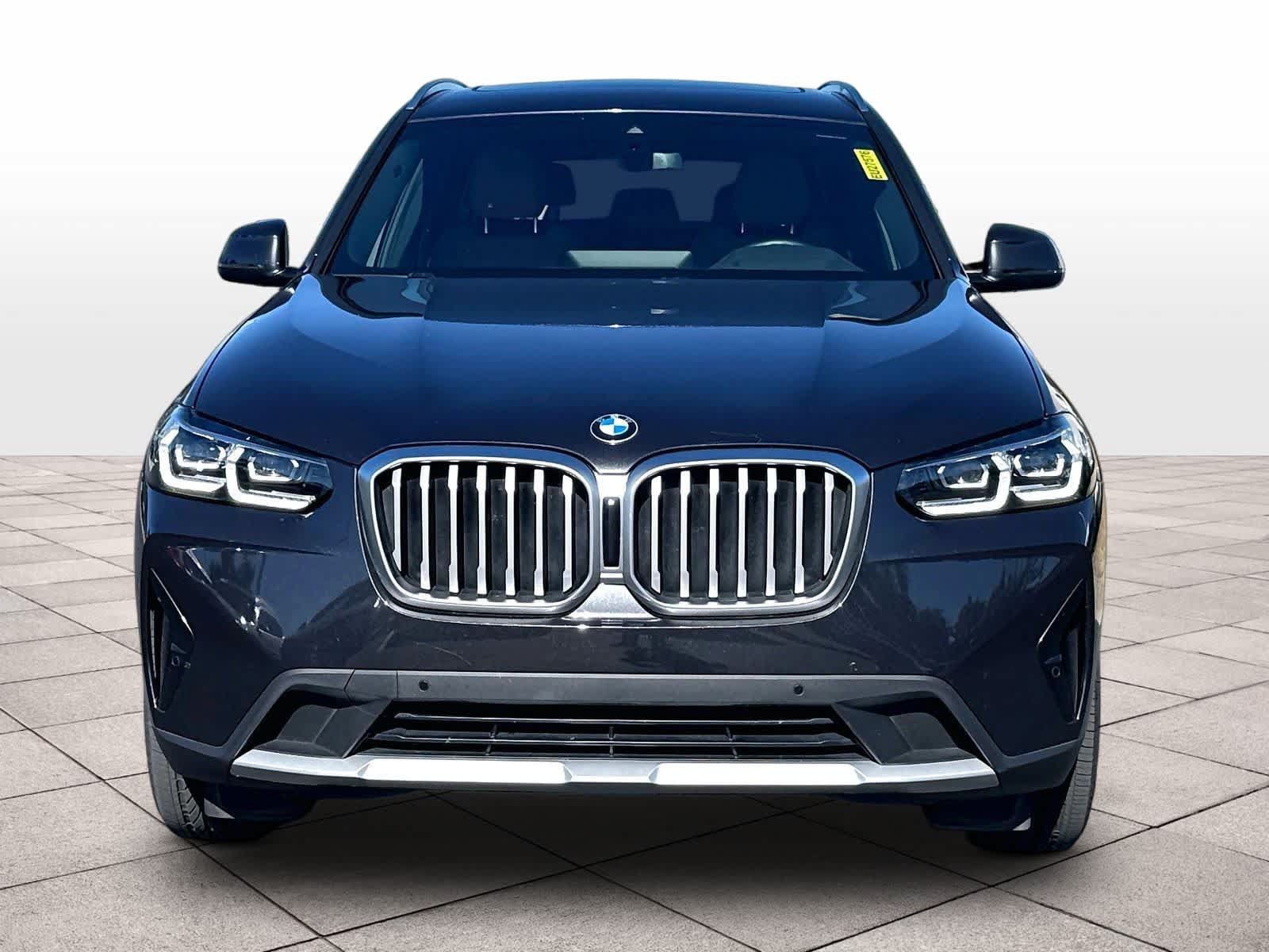 Used 2024 BMW X3 xDrive30i w/ Premium Package AWD/4WD image 2