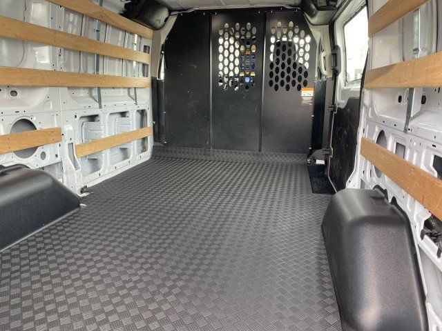 Used 2025 Ford Transit 250 Low Roof w/ Exterior Upgrade Package RWD image 27