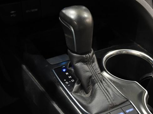 Used 2018 Toyota Camry XLE w/ Audio Package FWD image 24