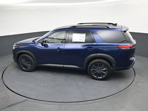 New 2026 Nissan Pathfinder SL AWD/4WD image 36