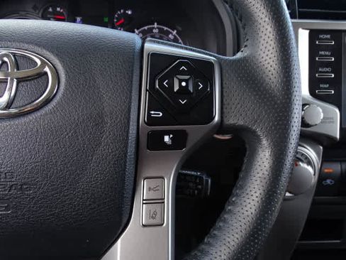 Used 2021 Toyota 4Runner SR5 Premium w/ Moonroof Package RWD image 36