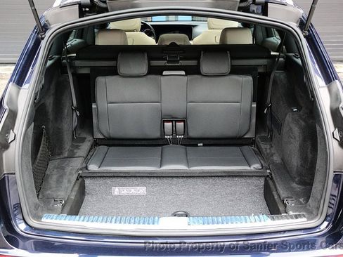 Used 2018 Mercedes-Benz E 400 4MATIC Wagon w/ Premium 2 Package image 8