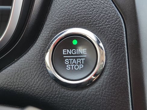 Used 2019 Ford Fusion Titanium FWD image 22