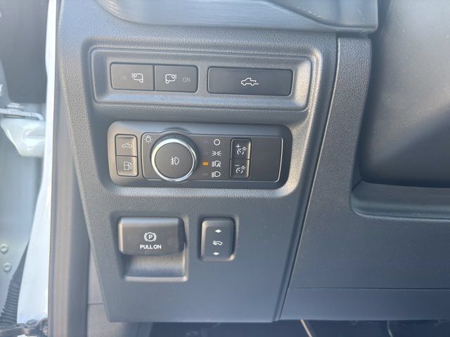 Used 2023 Ford F150 Lariat w/ Equipment Group 502A High AWD/4WD image 15