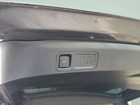 Used 2020 Ford Expedition Limited RWD image 32