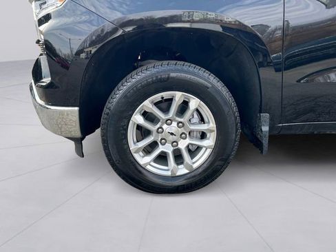 Used 2023 Chevrolet Silverado 1500 LT image 9