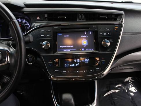 Used 2016 Toyota Avalon XLE FWD image 15