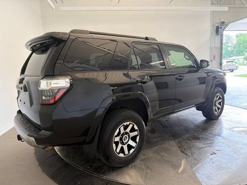 Used 2023 Toyota 4Runner TRD Off-Road Premium w/ Moonroof Package AWD/4WD image 3
