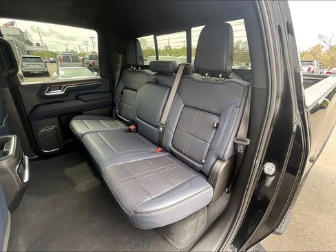 Used 2024 Chevrolet Silverado 2500 High Country AWD/4WD image 24