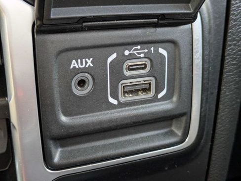 Used 2023 Jeep Gladiator Rubicon w/ Trailer Tow Package AWD/4WD image 22