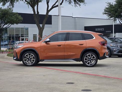 Used 2023 BMW X1 xDrive28i w/ Premium Package AWD/4WD image 4