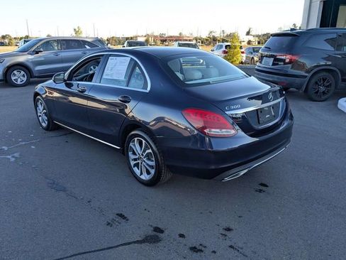 Used 2017 Mercedes-Benz C 300 4MATIC Sedan image 5