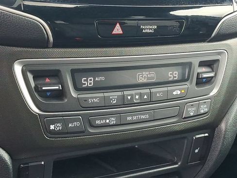 Used 2023 Honda Passport TrailSport image 18