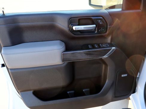 Used 2023 Chevrolet Silverado 3500 LTZ w/ LTZ Texas Edition image 24