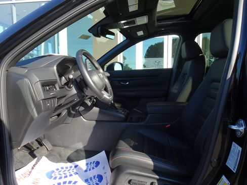 Used 2026 Honda CR-V Sport-L image 8