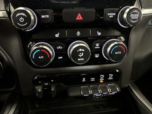 Used 2020 RAM 1500 Big Horn image 8