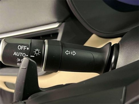 Used 2025 Acura TLX w/ Technology Package image 23