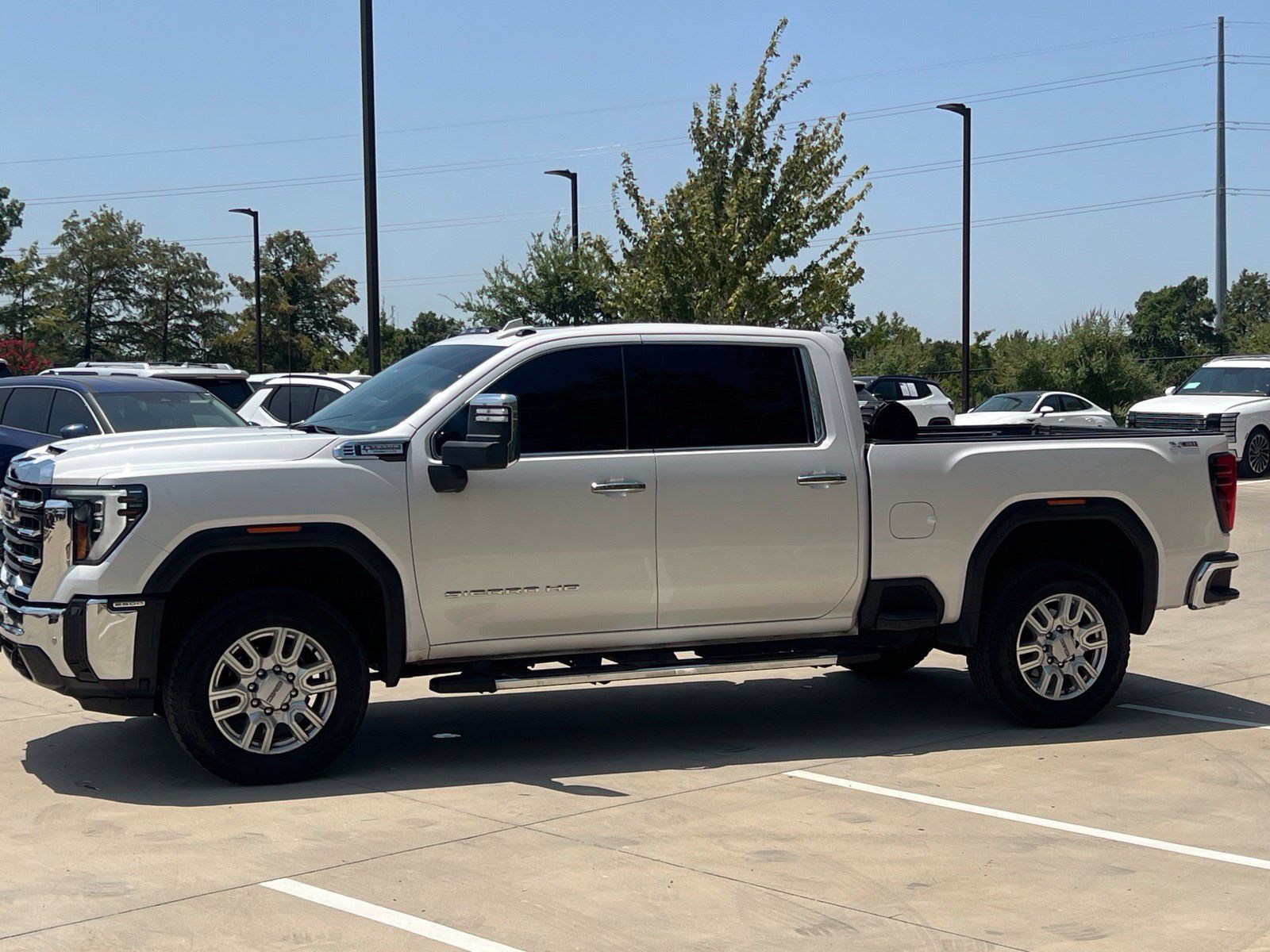 Used 2024 GMC Sierra 2500 SLT w/ Texas SLT Premium Package AWD/4WD image 6