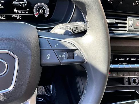 Used 2023 Audi Q5 2.0T Prestige w/ Prestige Package image 12