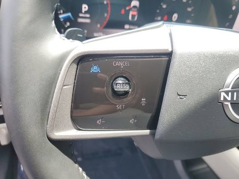 Certified 2025 Nissan Murano SL w/ Cargo Package AWD/4WD image 19