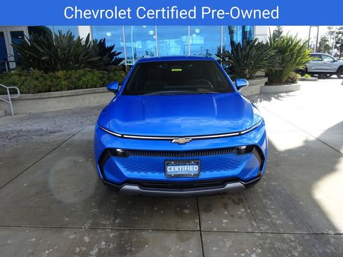 Certified 2025 Chevrolet Equinox EV LT w/ Convenience Package image 2