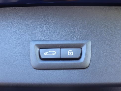 New 2026 BMW X3 xDrive30 w/ Premium Package image 17