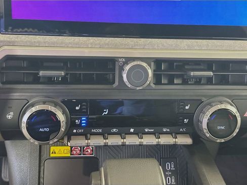 Used 2025 Toyota Tacoma Trailhunter Hybrid w/ Tow Tech Package image 14