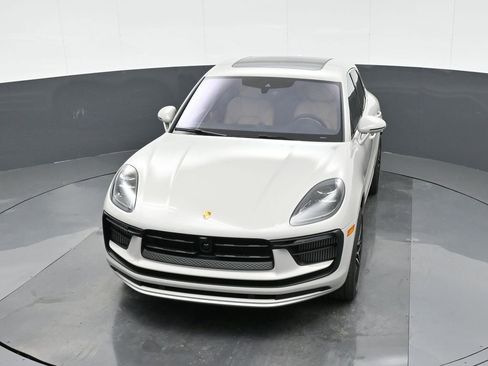 New 2026 Porsche Macan S image 33