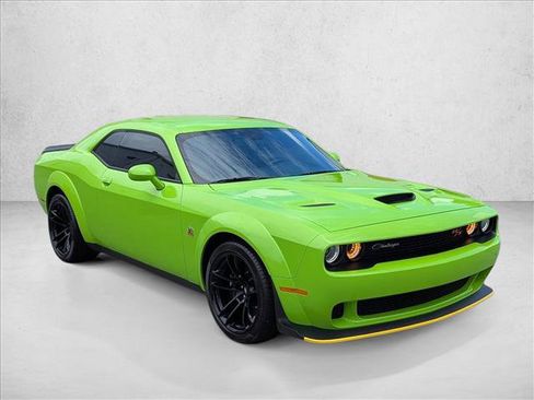 Used 2023 Dodge Challenger R/T Scat Pack RWD image 3