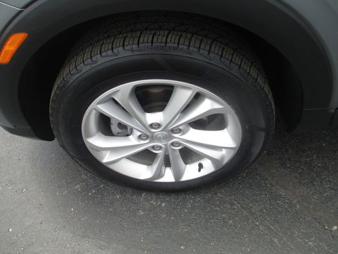 Used 2023 Buick Encore GX Preferred w/ Cold Weather Comfort Package AWD/4WD image 15
