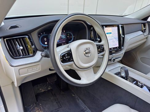 Used 2023 Volvo XC60 T8 Plus w/ Climate Package image 14