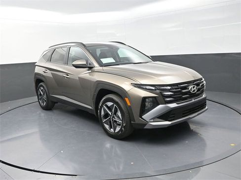 New 2026 Hyundai Tucson SEL image 2