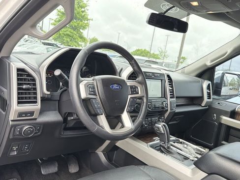 Used 2018 Ford F150 Lariat AWD/4WD image 10