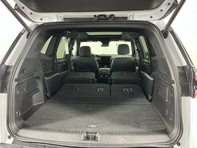 Used 2025 GMC Acadia AT4 w/ Luxury Package AWD/4WD image 33
