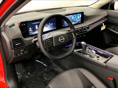 New 2026 Nissan Sentra SR w/ SR Premium Package FWD image 7