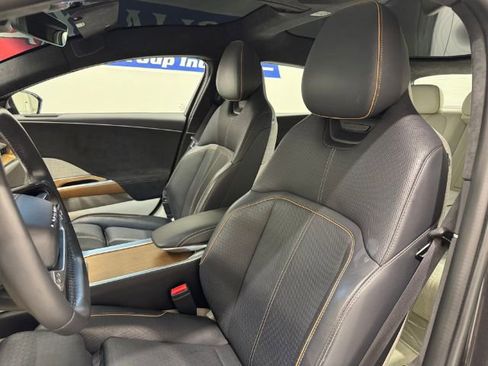 Used 2022 Lucid Air Grand Touring image 13