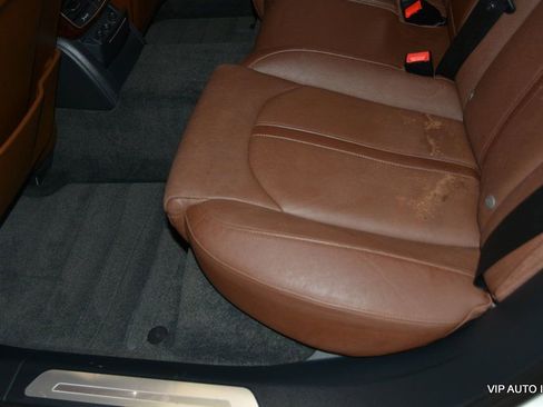 Used 2012 Audi A8 L 4.2 w/ Rear Seat Comfort Pkg image 27